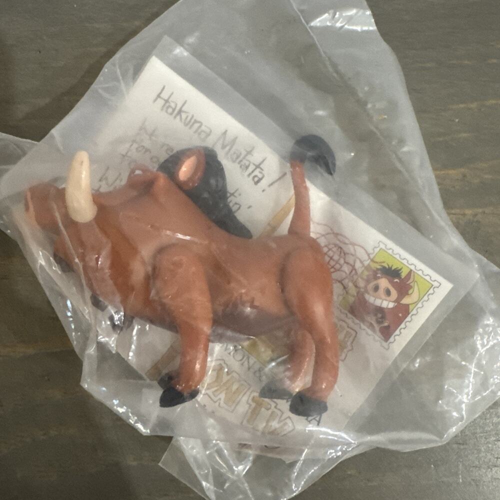 Vintage BRAND NEW Lion King Figure Pumbaa Disney Lion King Burger King Figure